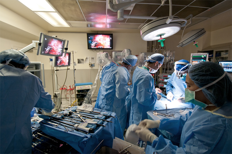 The Robotic Surgeons at St. Luke's - Roosevelt have been innovating procedures for the last ten years. A cautious and sensible approach with respect to risk and outcomes and technological benefit has guided our program for years.