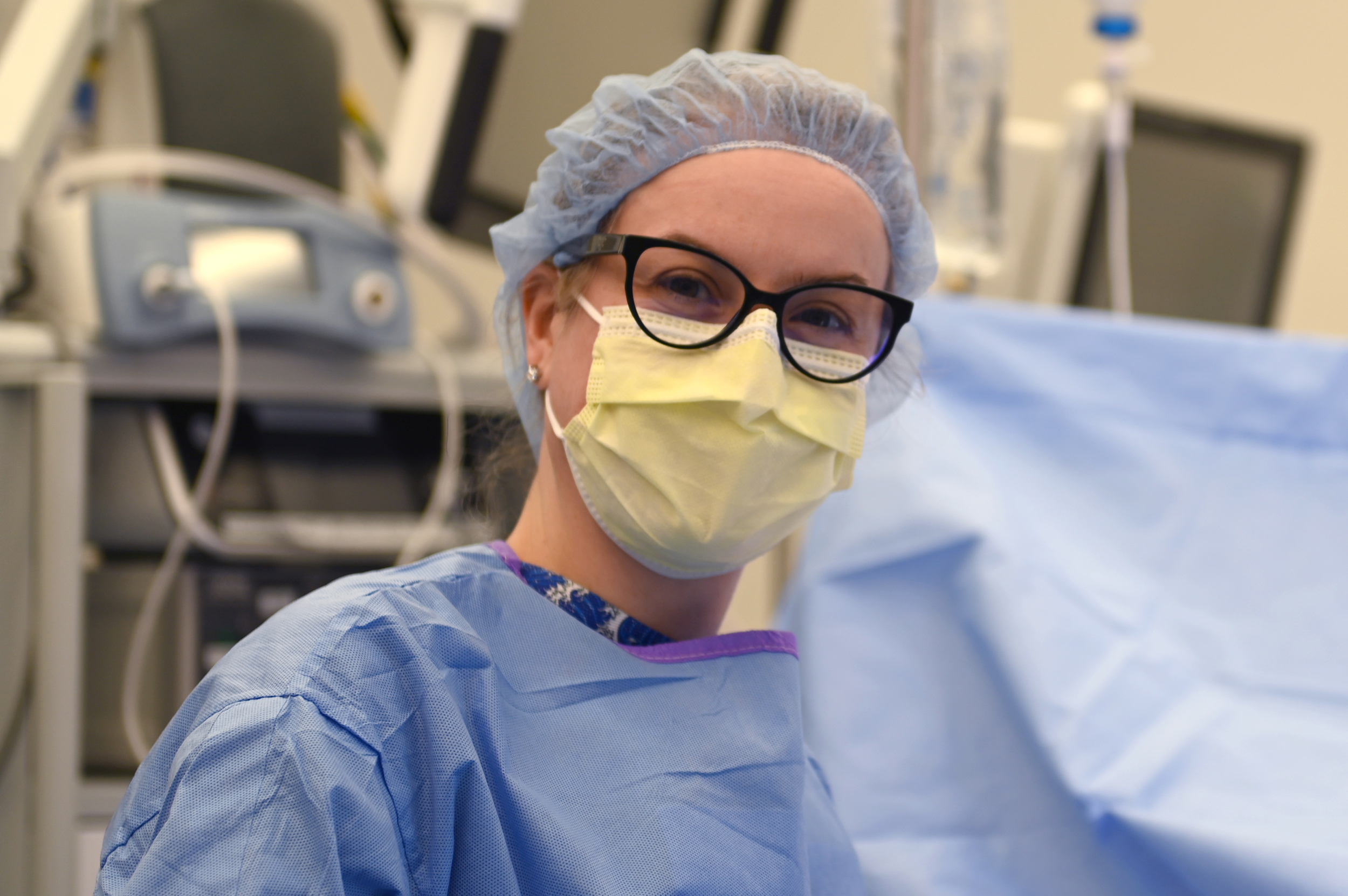 Ksenija Belsley, MD in the operating room